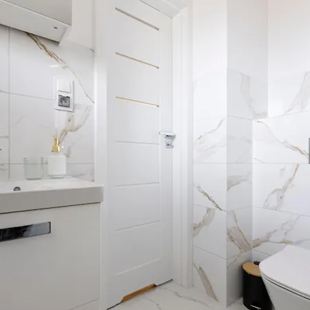 - Old Town - Swidnicka Street *