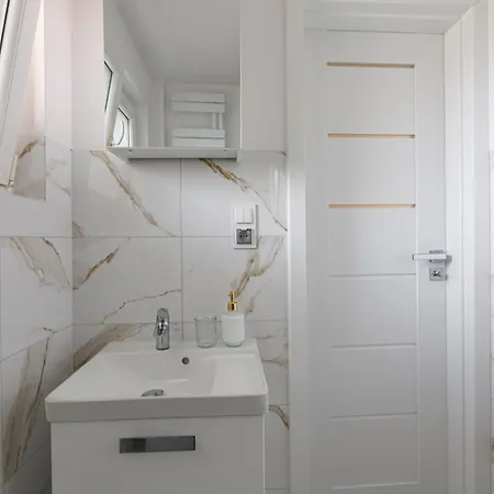 - Old Town - Swidnicka Street Apartment Wroclaw
